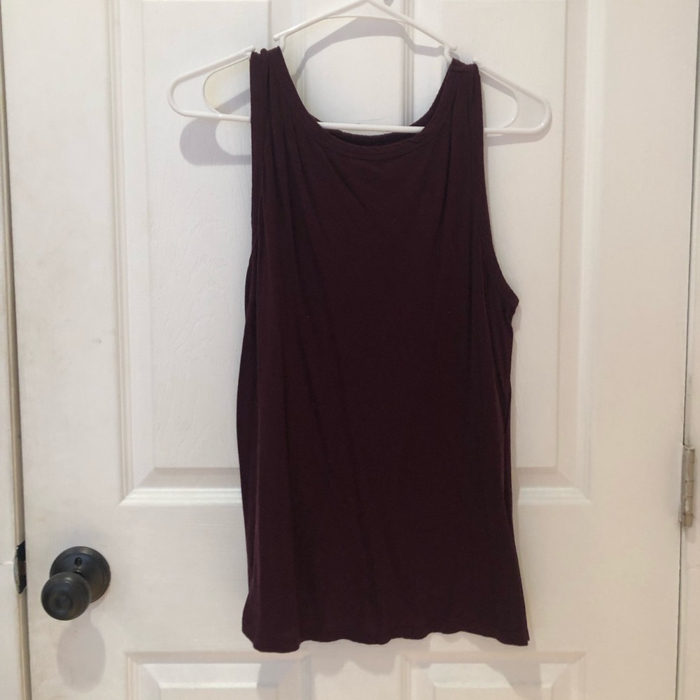 tank top maroon
